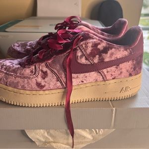Nike Air Force 1 LV8 (gs) Velvet violet Size:7Y